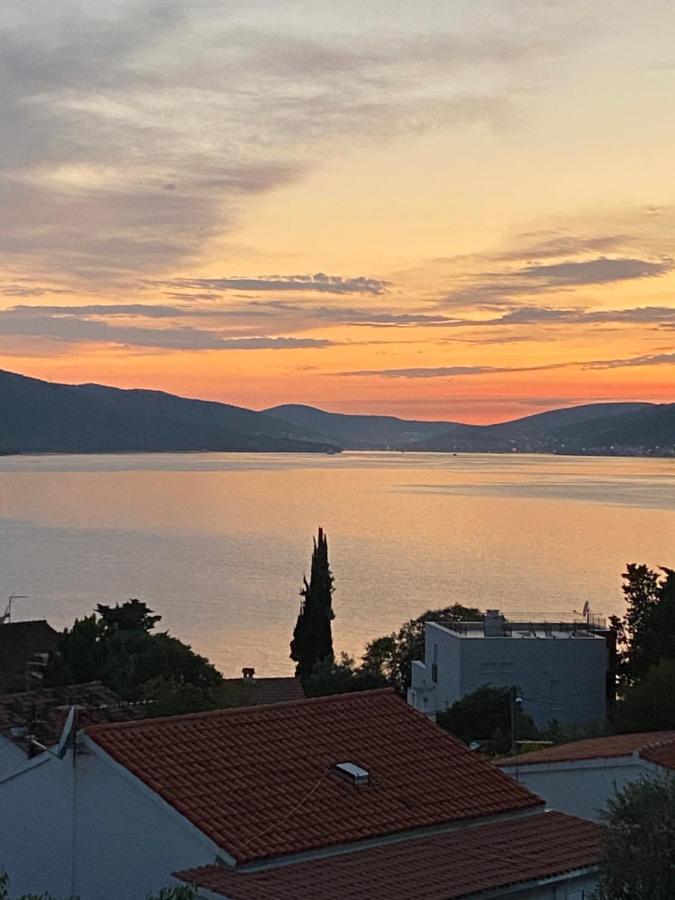 Sea View Lägenhet Seget Vranjica Exteriör bild